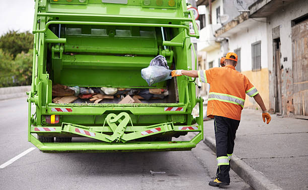 Best Construction Debris Removal  in St Francis, MN